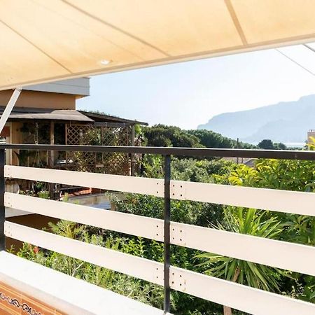 Casa Mare Me' Apartment มอนเดลโล ภายนอก รูปภาพ