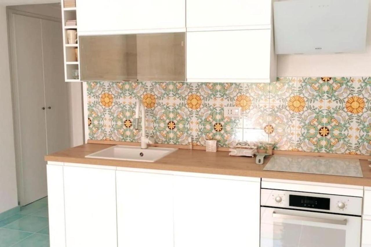 Casa Mare Me' Apartment มอนเดลโล ภายนอก รูปภาพ